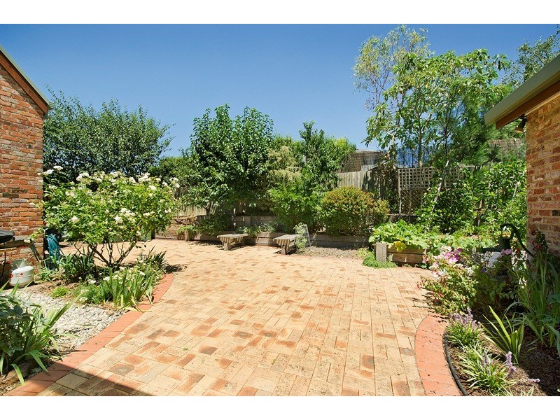 28 Knee Lane, Croydon North VIC 3136