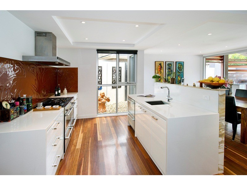 1 Strathallyn Road, Ringwood VIC 3134