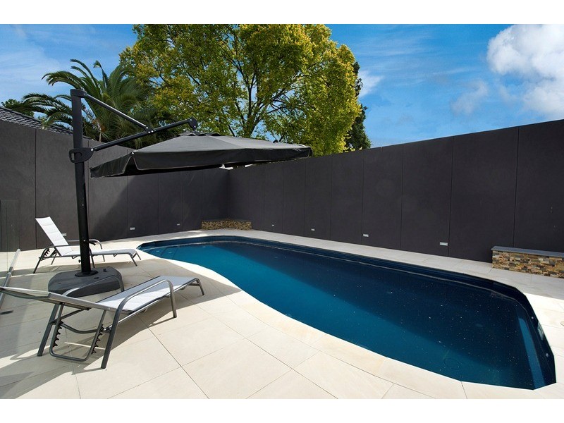 1 Strathallyn Road, Ringwood VIC 3134