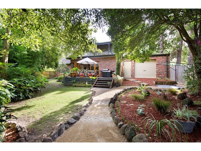 1 Cielterre Avenue, Ringwood North VIC 3134