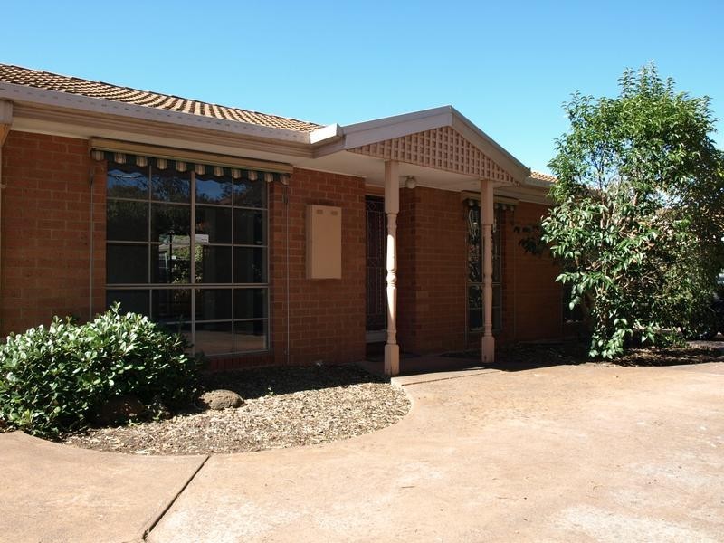 2/70 Bedford Road, Ringwood East VIC 3135