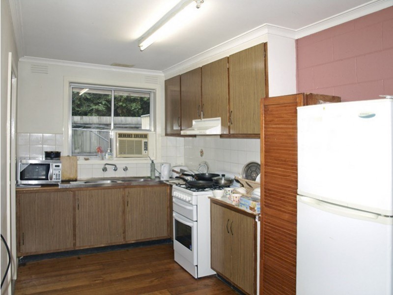 2/13 Braeside Avenue, Ringwood East VIC 3135