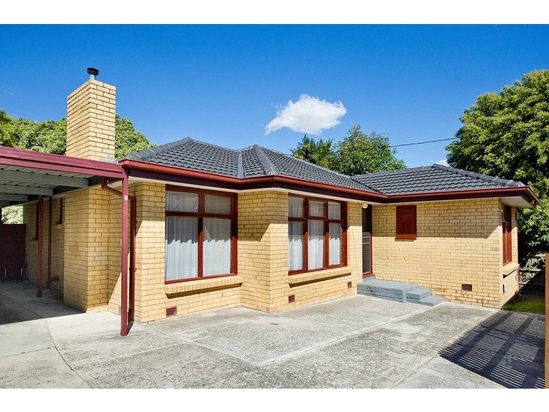 2/11 Charles Street, Ringwood East VIC 3135