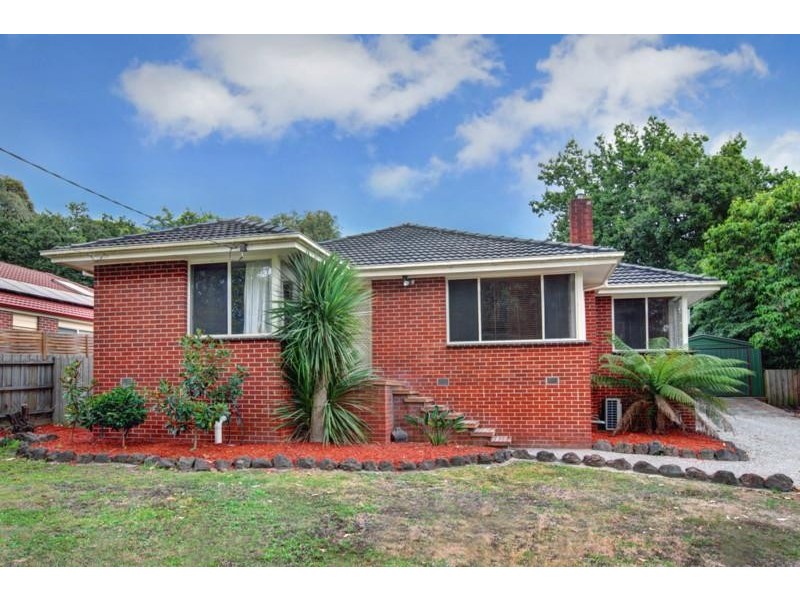 9 Oaktree Road, Croydon North VIC 3136