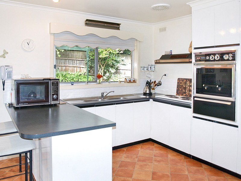 9 San Remo Road, Ringwood North VIC 3134