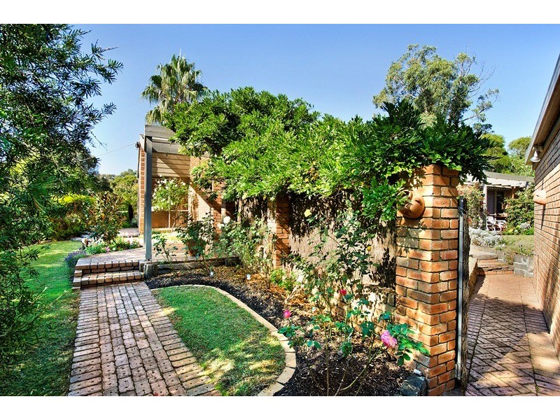 49 Langdale Drive, Croydon Hills VIC 3136
