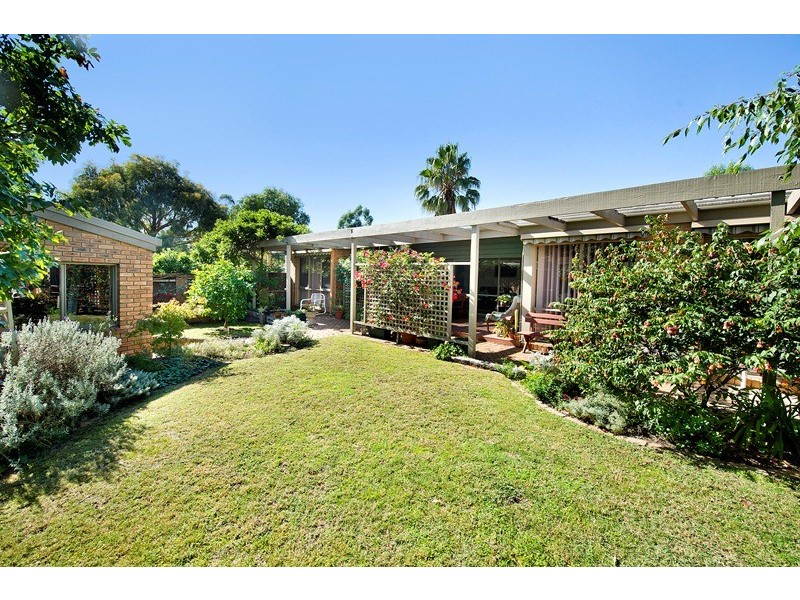 49 Langdale Drive, Croydon Hills VIC 3136