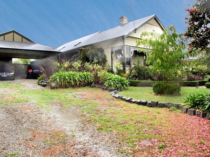 14 Maroondah Highway, Croydon VIC 3136