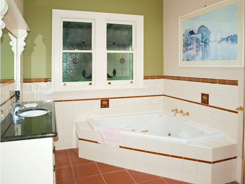 14 Maroondah Highway, Croydon VIC 3136