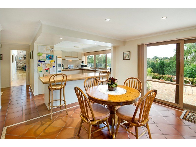 13-15 Waterview Court, Croydon Hills VIC 3136