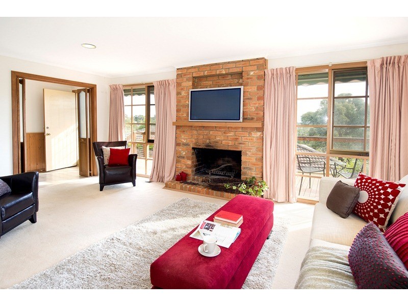 6 Gaelyne Court, Warranwood VIC 3134