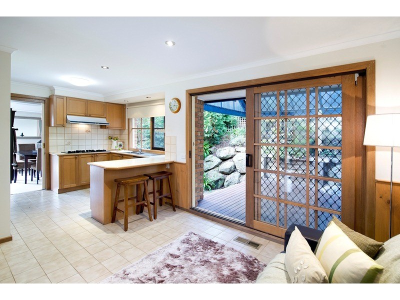 6 Gaelyne Court, Warranwood VIC 3134