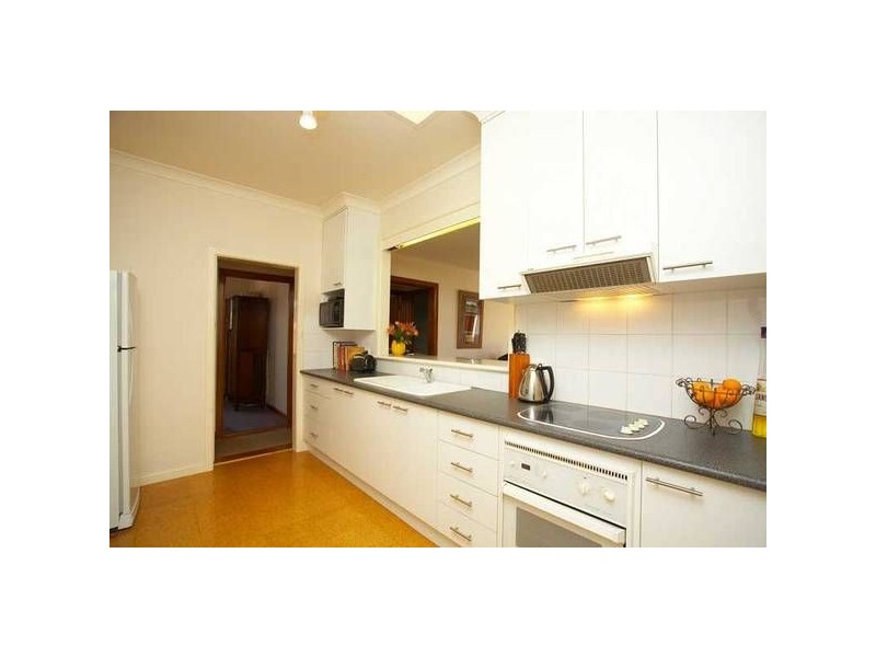 15 Henry Street, Ringwood VIC 3134