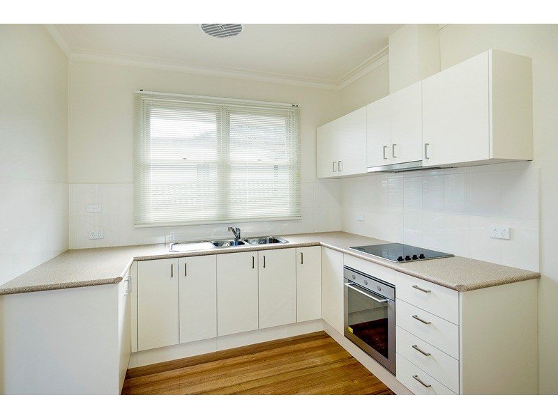 2/34 Wantirna Road, Ringwood VIC 3134