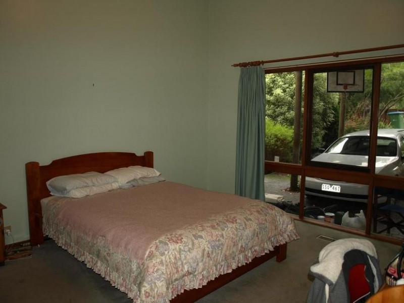 12 Rudolf Court, Ringwood North VIC 3134