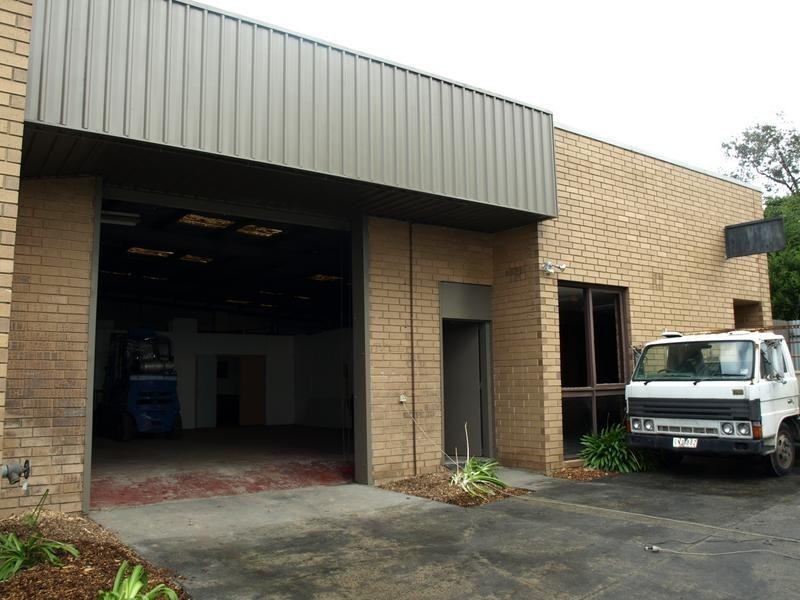 1/65-67 Lusher Road, Croydon VIC 3136