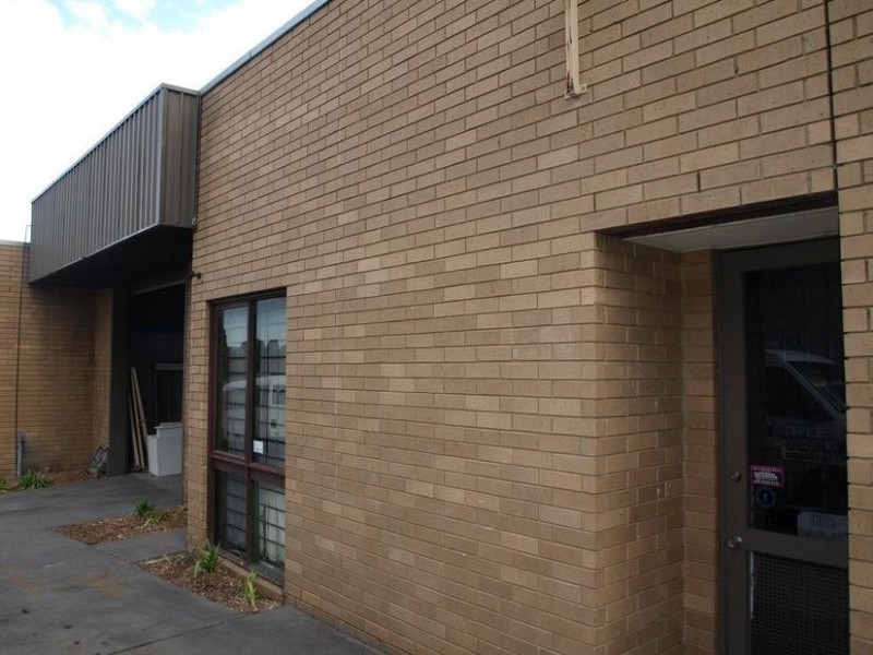 3/65-67 Lusher Road, Croydon VIC 3136