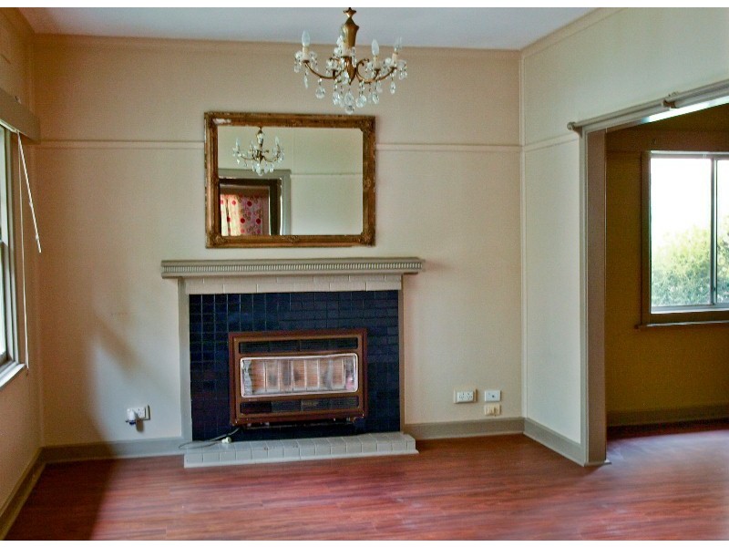 96 Warrandyte Road, Ringwood VIC 3134