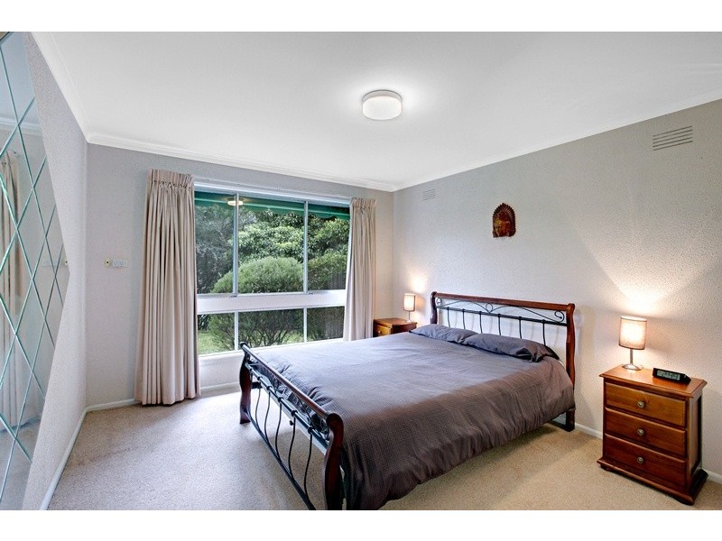 7 San Remo Road, Ringwood North VIC 3134