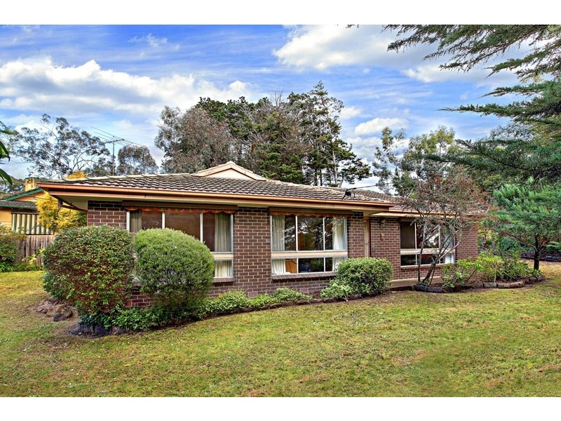 7 San Remo Road, Ringwood North VIC 3134