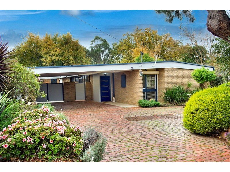 10 Hawthory Road, Kilsyth VIC 3137