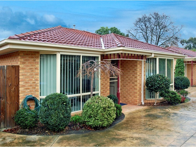 2/26 Haig Street, Croydon VIC 3136
