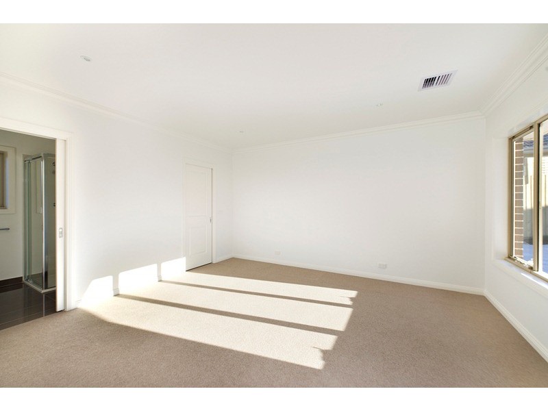 2/128 Warrandyte Road, Ringwood VIC 3134