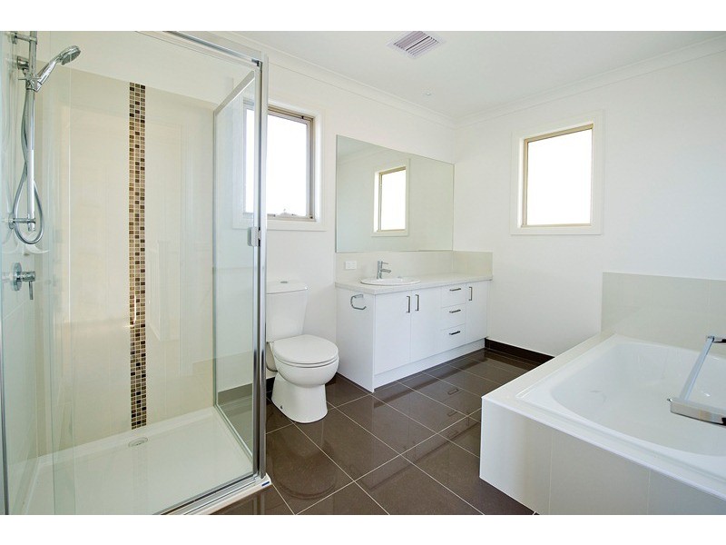 2/128 Warrandyte Road, Ringwood VIC 3134