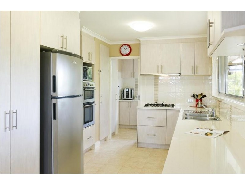 19 Woodville Road, Mooroolbark VIC 3138