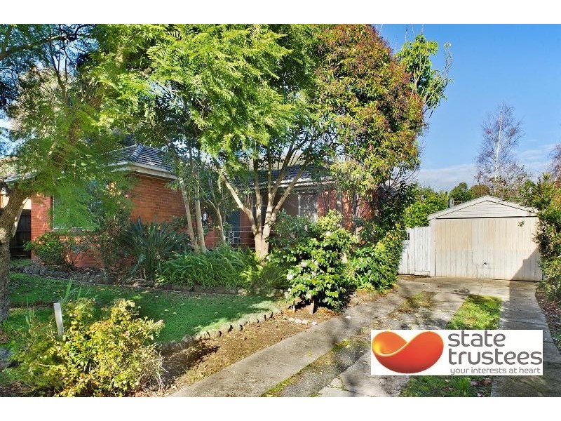 10 Bronhill Road, Ringwood East VIC 3135