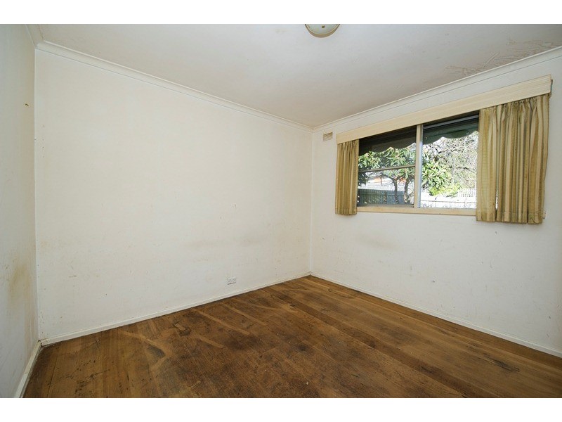 10 Bronhill Road, Ringwood East VIC 3135