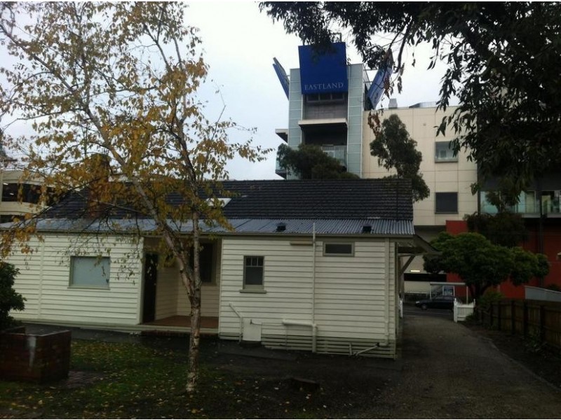 16 Warrandyte Rd, Ringwood VIC 3134