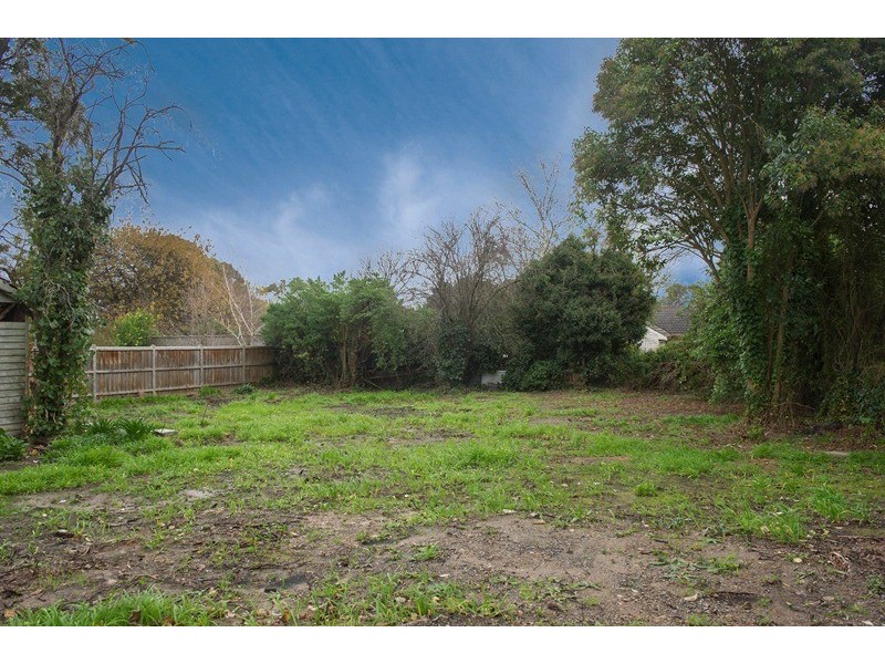 5 Penhyrn Avenue, Croydon VIC 3136
