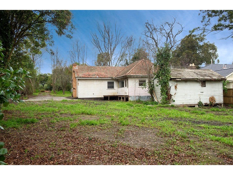 5 Penhyrn Avenue, Croydon VIC 3136