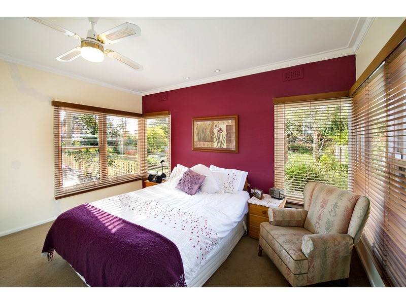 61 Lyons Road, Croydon North VIC 3136