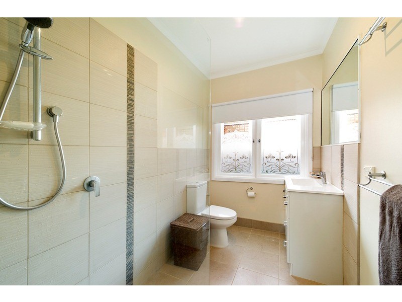 61 Lyons Road, Croydon North VIC 3136