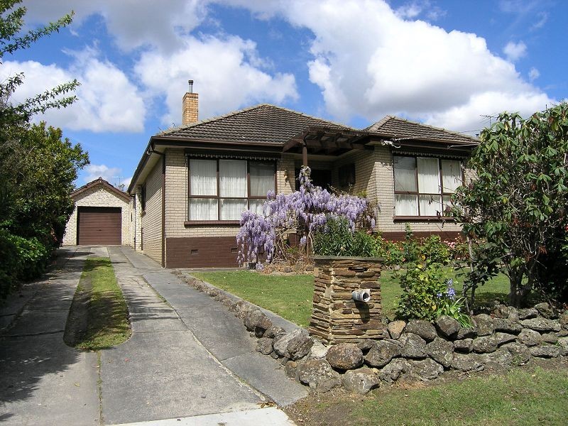 3 Heatherbrae Avenue, Ringwood VIC 3134