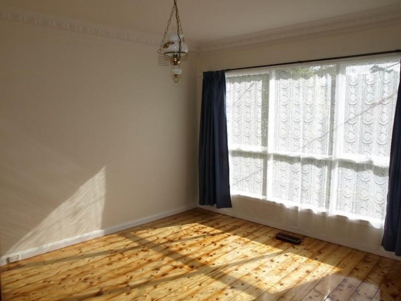 3 Heatherbrae Avenue, Ringwood VIC 3134