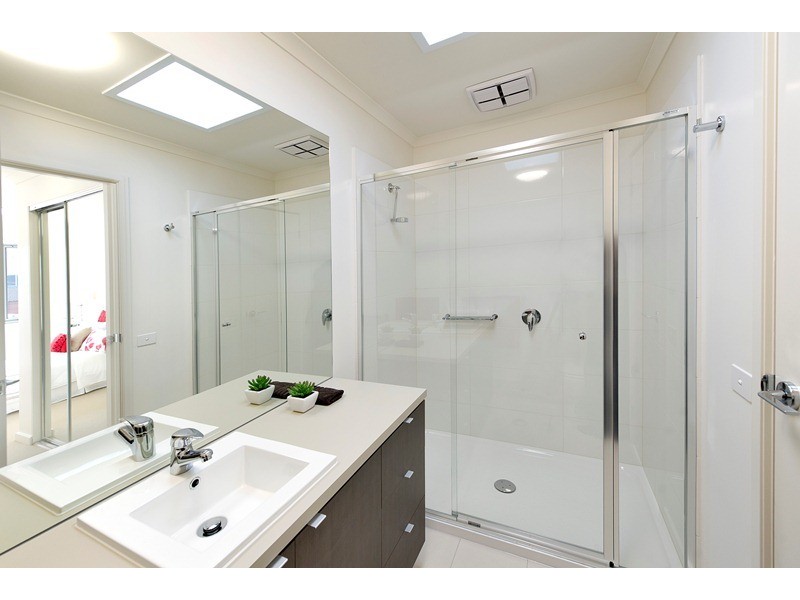 28 Bloom Avenue, Wantirna South VIC 3152