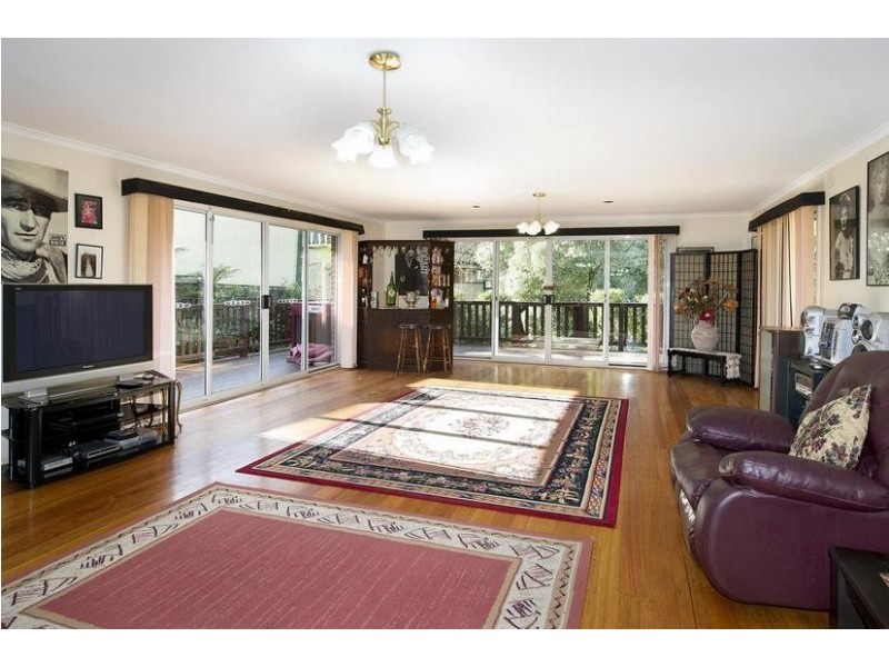 42 Oliver Street, Ringwood VIC 3134