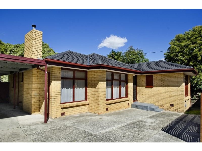 2/11 Charles Street, Ringwood East VIC 3135