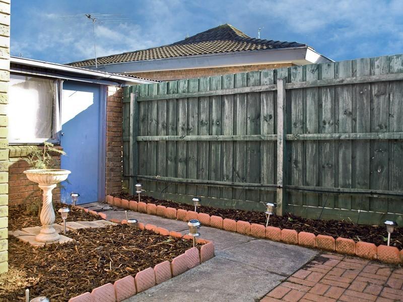 2/7 Barkly Street, Ringwood VIC 3134