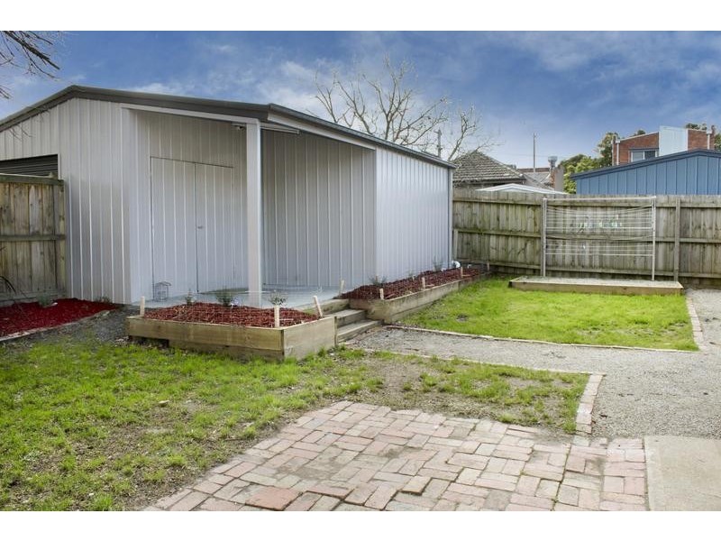 1/2 Kirk Street, Ringwood VIC 3134