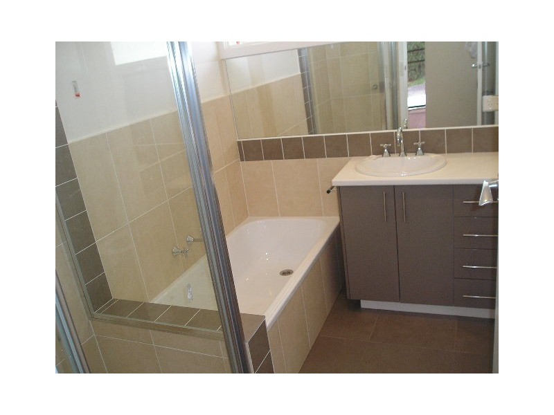 8/4-6 Mullum Mullum Road, Ringwood VIC 3134