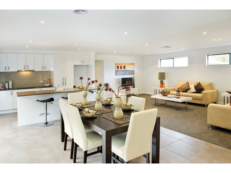 1/19-21 Mines Road, Ringwood East VIC 3135