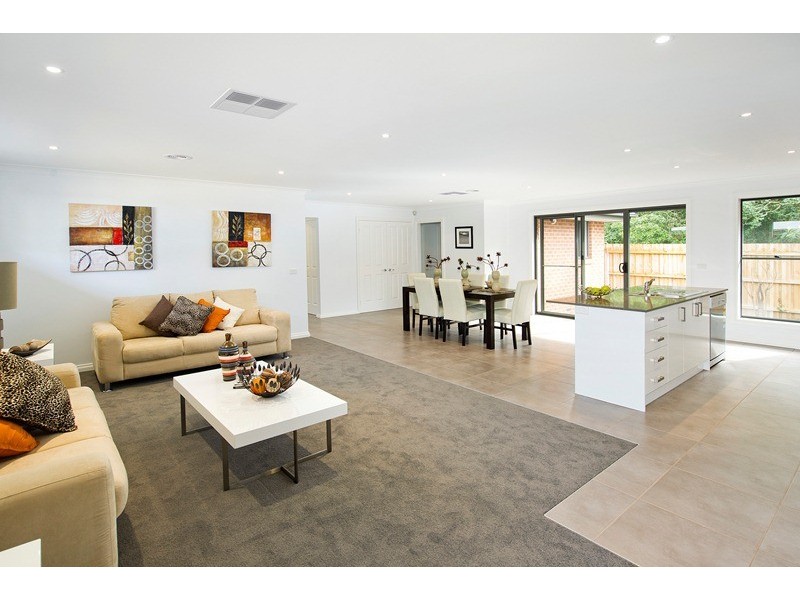 19-21 Mines Road, Ringwood East VIC 3135