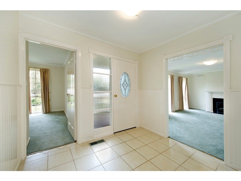 1 Erskine Ridge, Mooroolbark VIC 3138