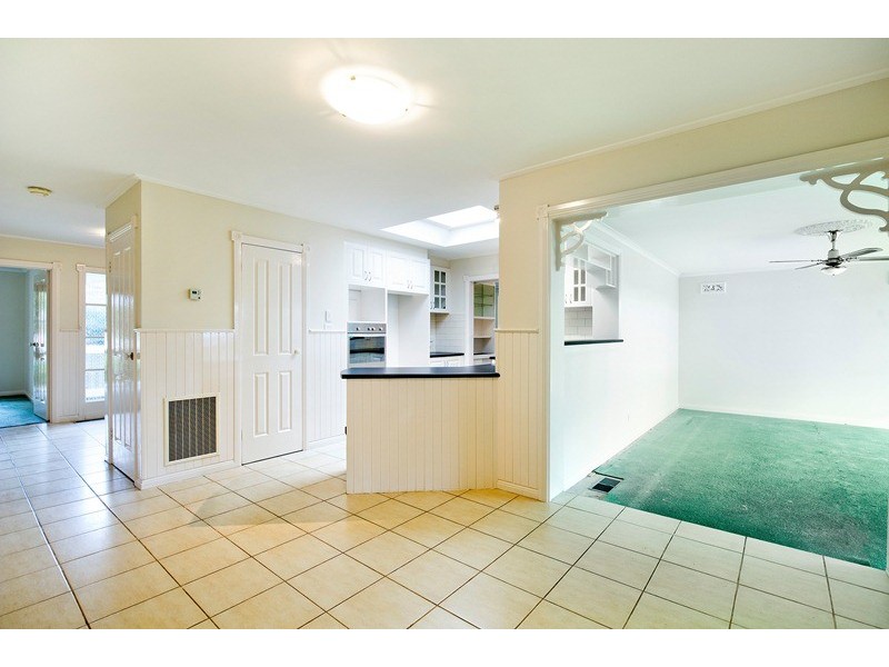 1 Erskine Ridge, Mooroolbark VIC 3138