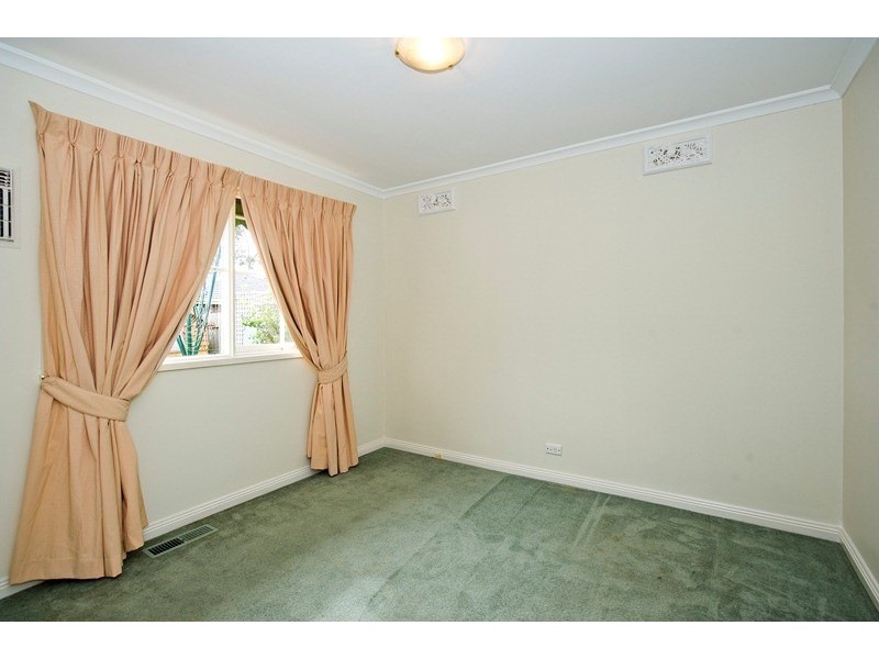 1 Erskine Ridge, Mooroolbark VIC 3138