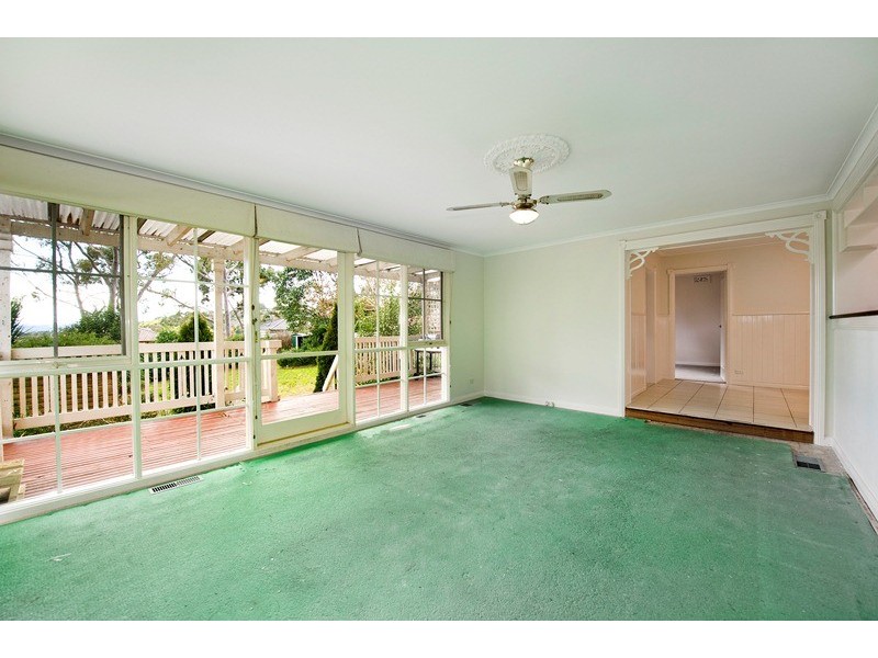 1 Erskine Ridge, Mooroolbark VIC 3138